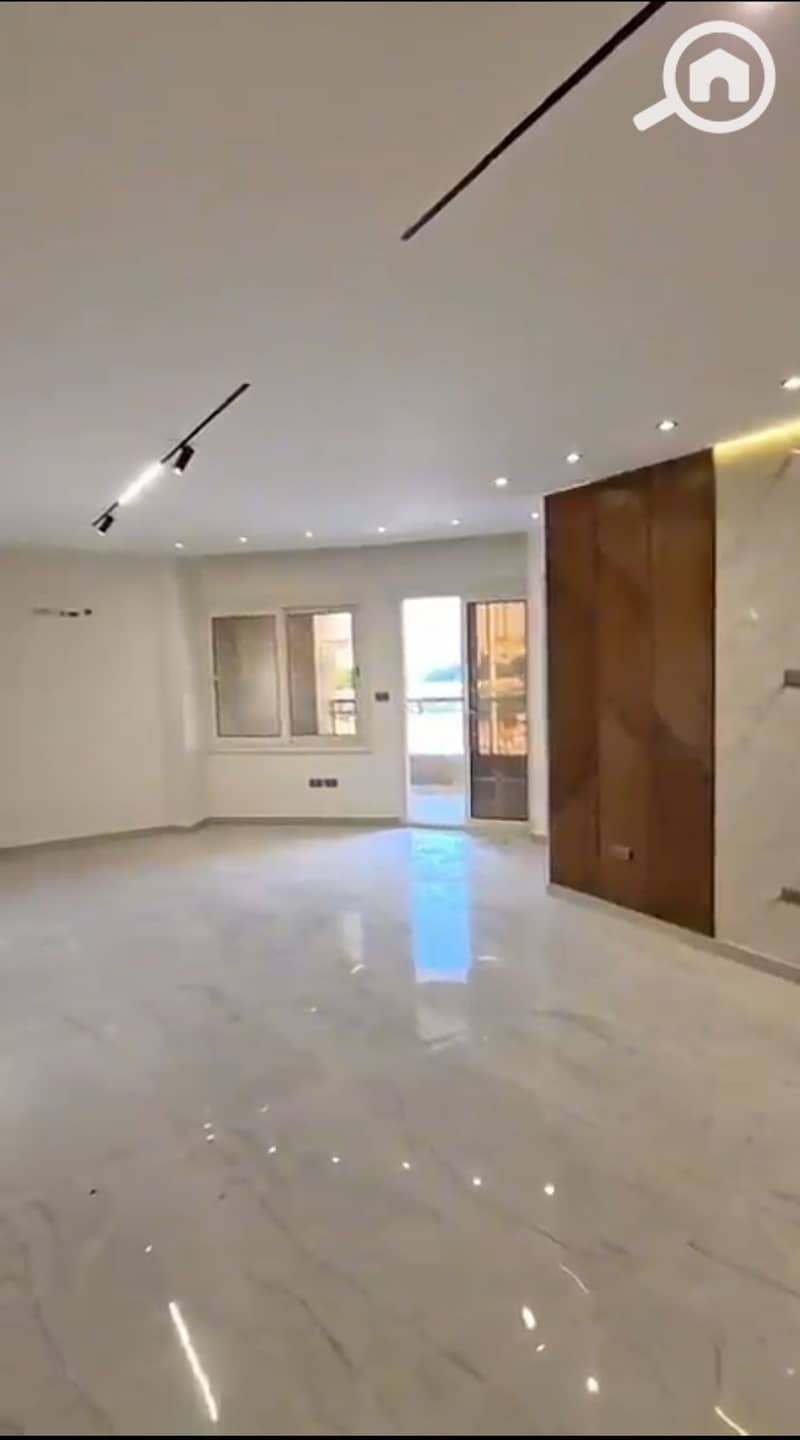 2 1000080502. jpg