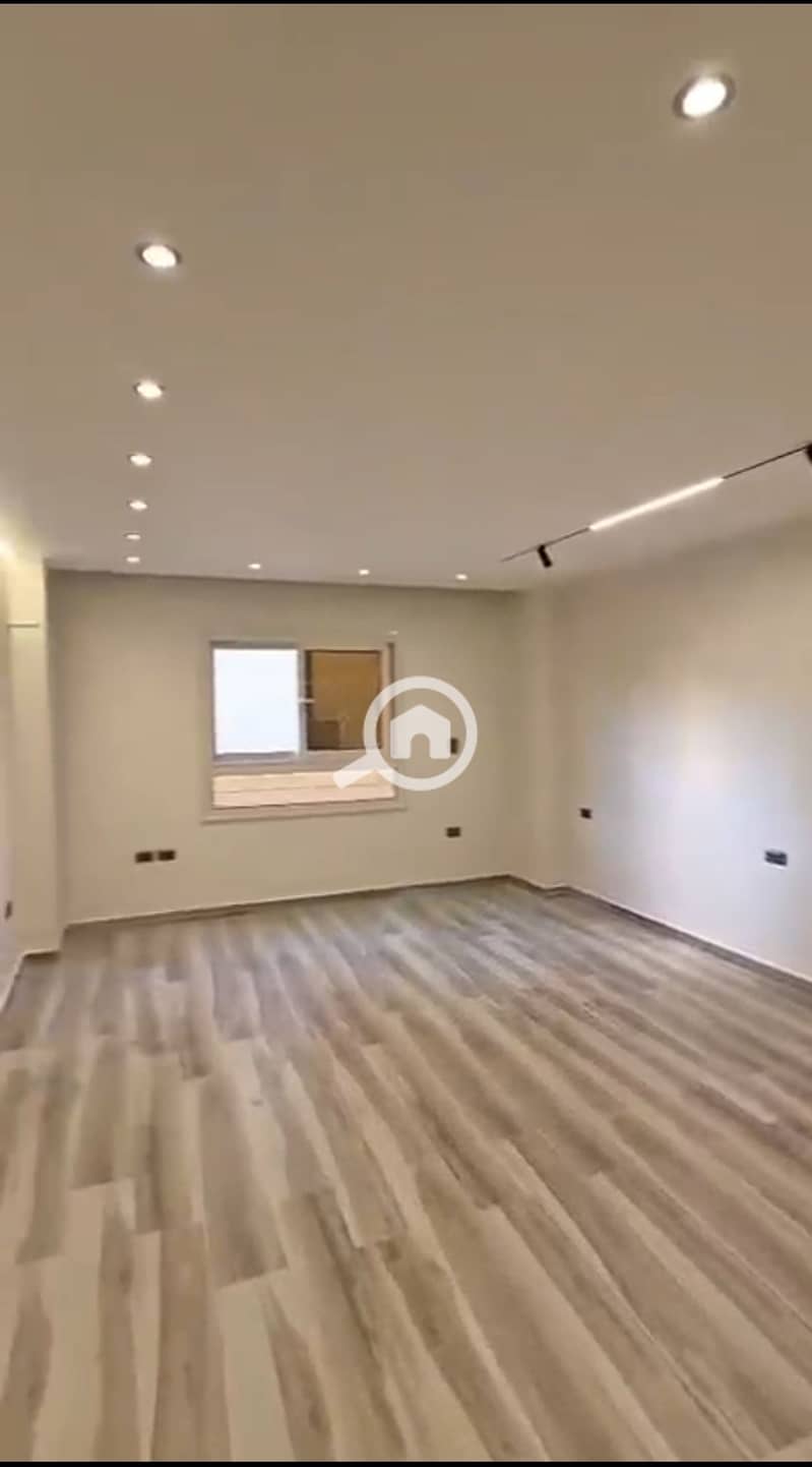6 1000080511. jpg