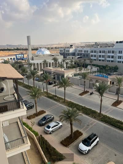 4 Bedroom Penthouse for Rent in Sheikh Zayed, Giza - WhatsApp Image 2026-10-24 at 3.28. 51 PM (2). jpeg