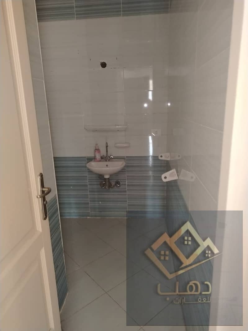 5 598087. jpg