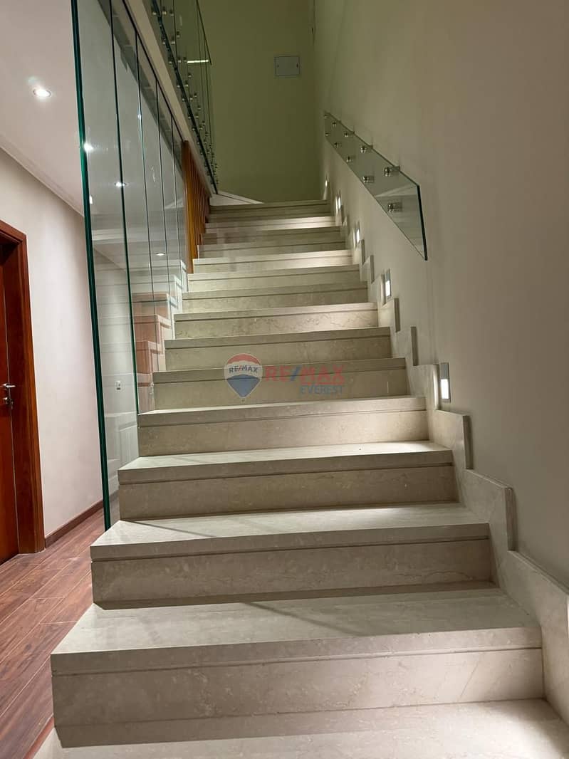 5 WhatsApp Image 2026-10-20 at 14.58. 18 (3). jpeg
