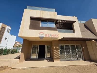 5 Bedroom Twin House for Sale in 6th of October, Giza - WhatsApp Image 2026-10-20 at 14.58. 38 (5). jpeg
