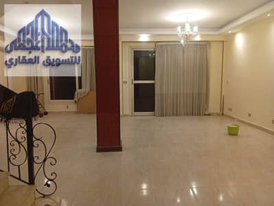 فیلا 5 غرف نوم للايجار في القاهرة الجديدة، القاهرة - 1000572994. jpg