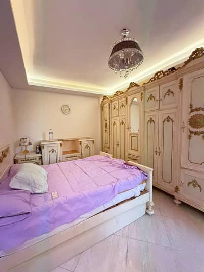 غرفة 3 غرف نوم للايجار في القاهرة الجديدة، القاهرة - fully furnished room for Ladies Only