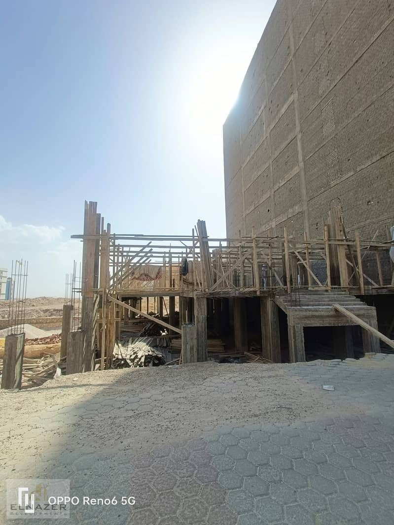 8 بلا عنوان. jpg