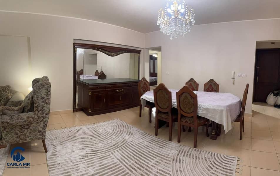 7 8ffaa8bc-fa42-4bcb-8cad-c64075acbc6f. jpg