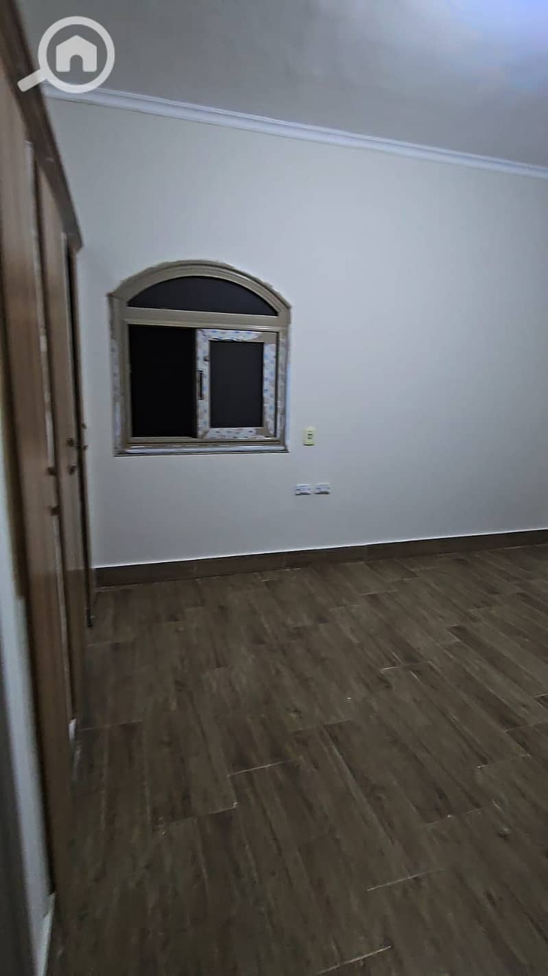 4 127360. jpg
