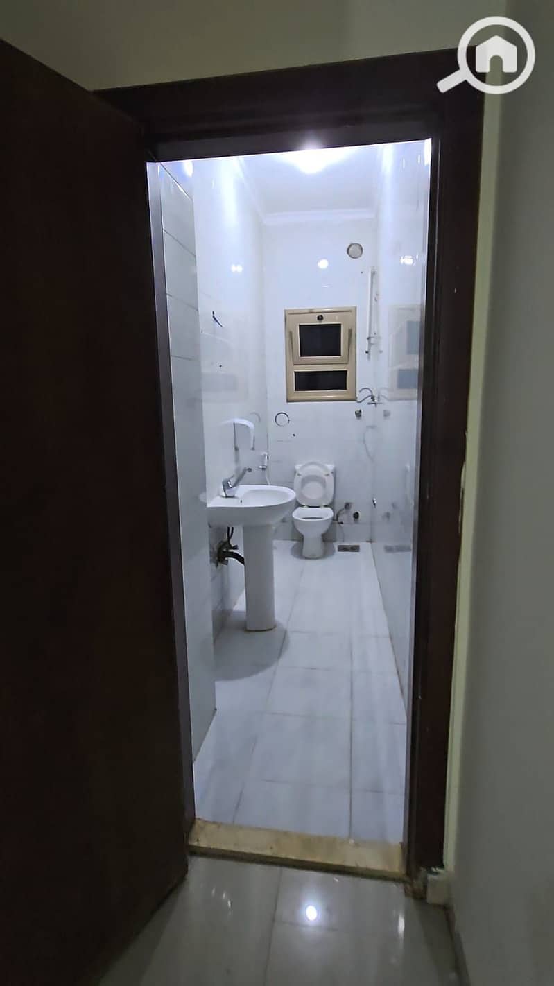 8 127353. jpg