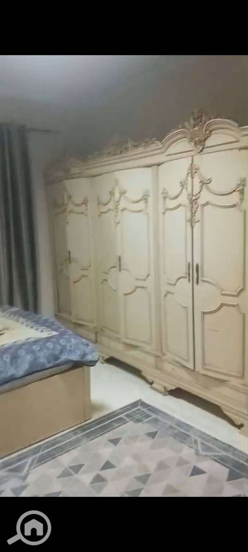 5 1000569929. jpg