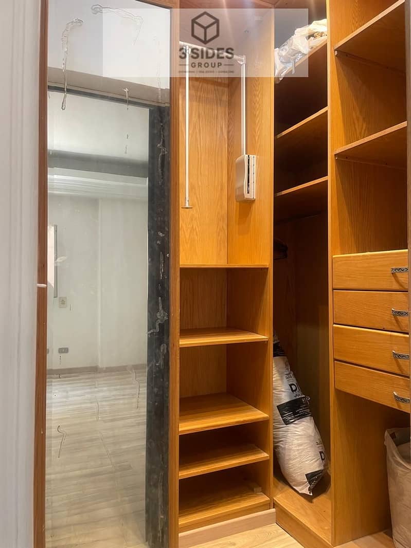 10 1000340444. jpg