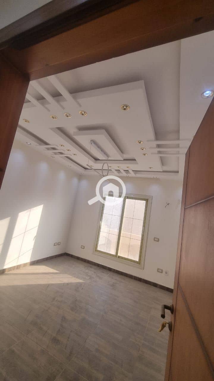 7 1000377901. jpg