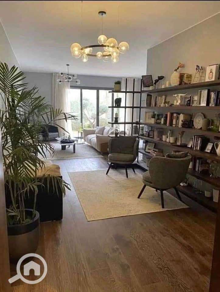 4 68108510-0d96-4cb6-9424-94df2fbd6a50. jpg