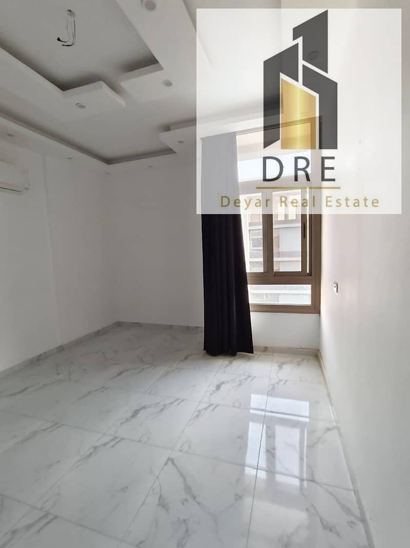 12 WhatsApp Image 2026-10-05 at 14.54. 10 (1). jpeg