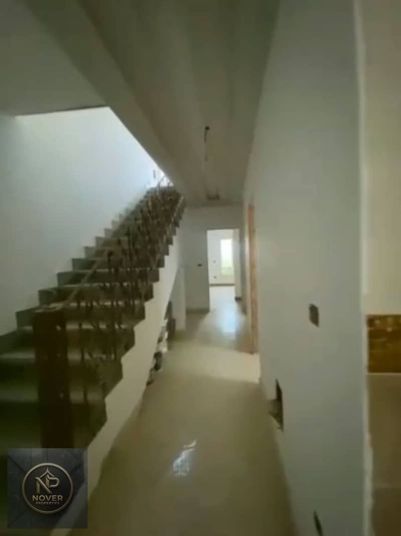 2 c11. jpeg