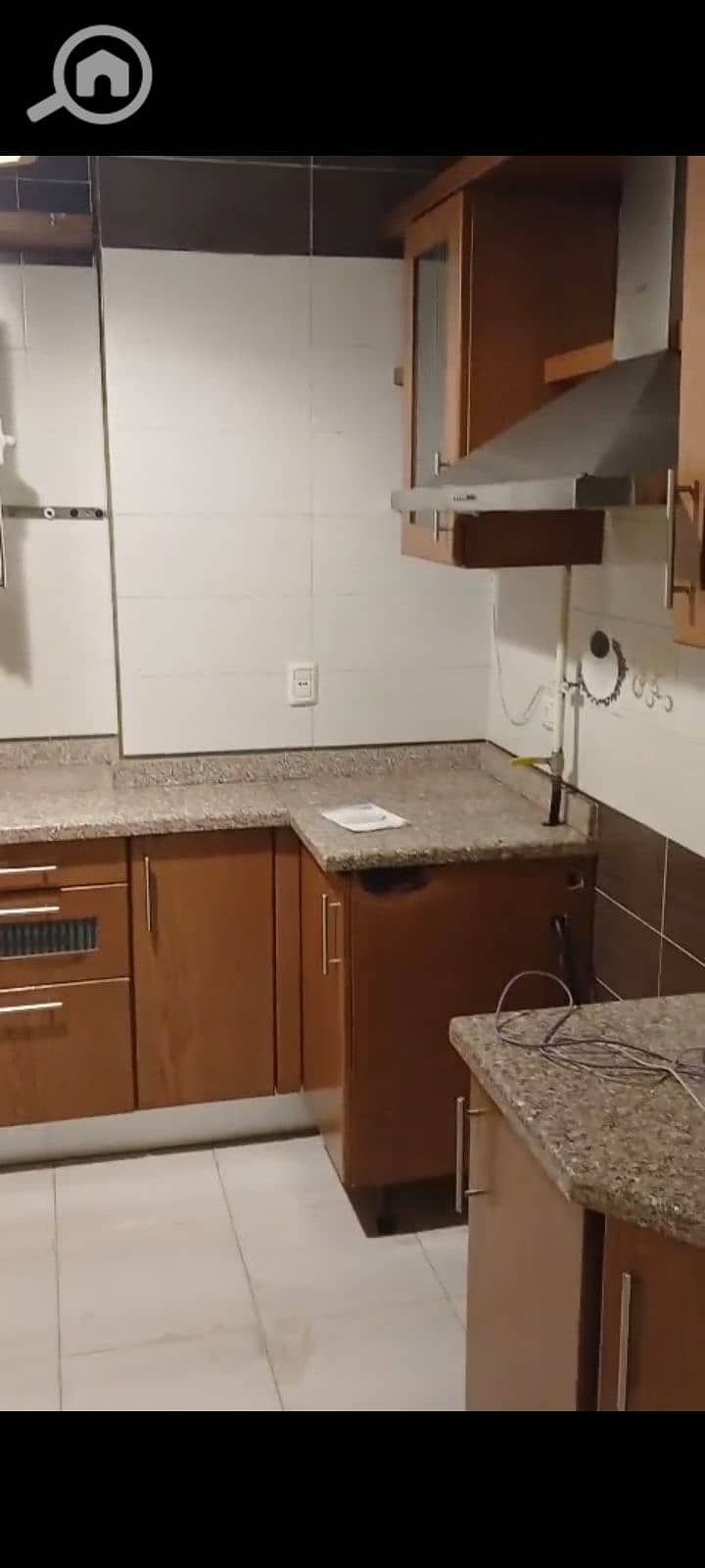 4 1000116695. jpg