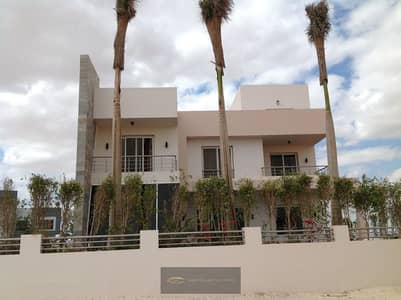 4 Bedroom Townhouse for Sale in 6th of October, Giza - 2. JPG 4 Bedroom Townhouse for Sale in 6th of October, Giza - 2. JPG