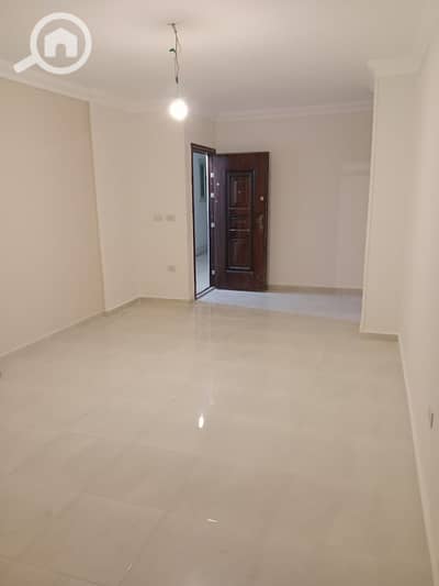 3 Bedroom Flat for Sale in Sheikh Zayed, Giza - 56a539a4-f3ce-4f7f-b017-ce984d7e1375. jpg 3 Bedroom Flat for Sale in Sheikh Zayed, Giza - 56a539a4-f3ce-4f7f-b017-ce984d7e1375. jpg