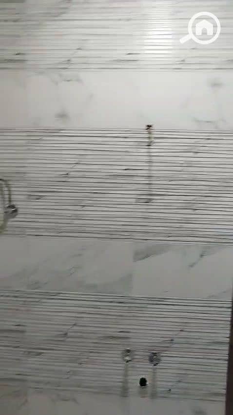 8 frame_09_2093. jpg
