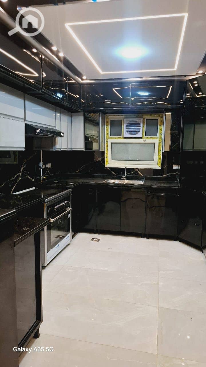 5 11849. jpg
