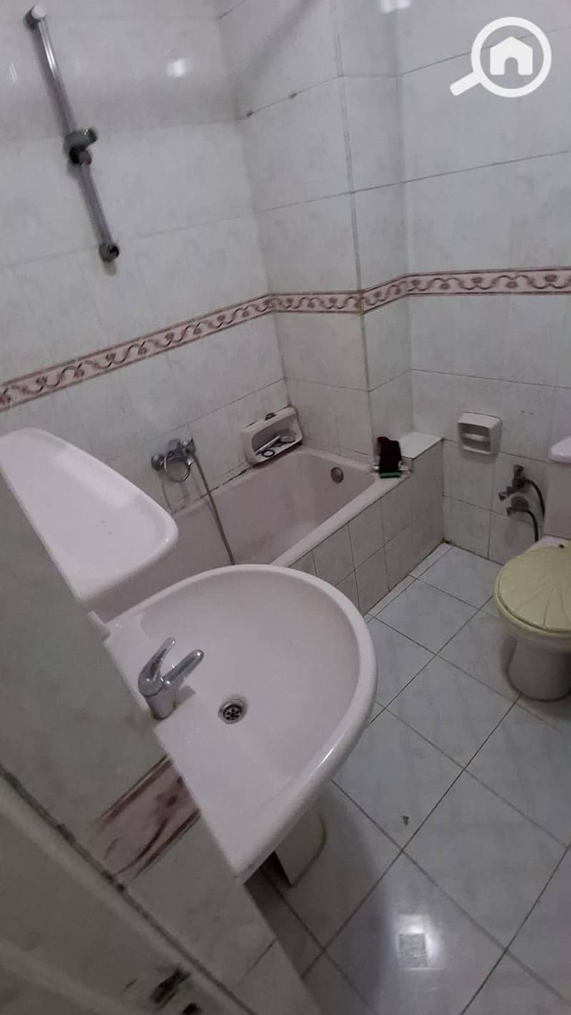 7 22117. jpg