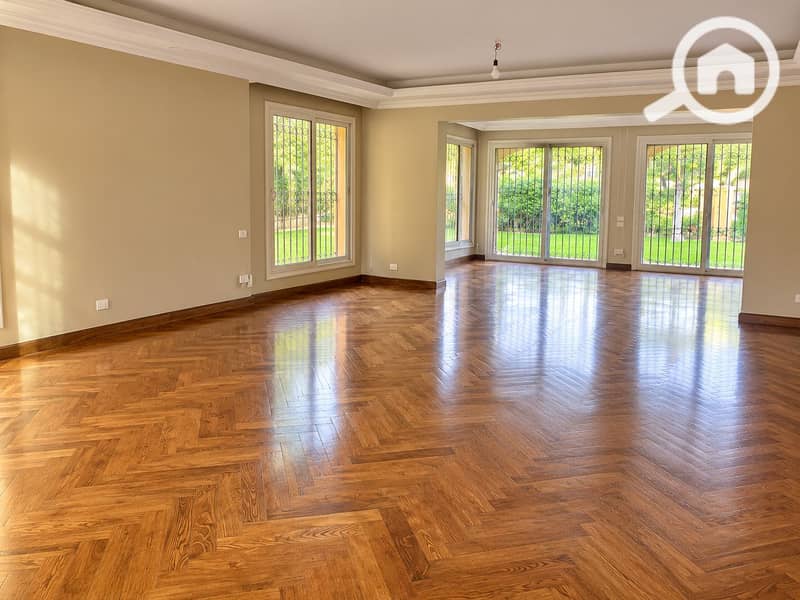 7 Sunlit Empty Room with Herringbone Floors. png