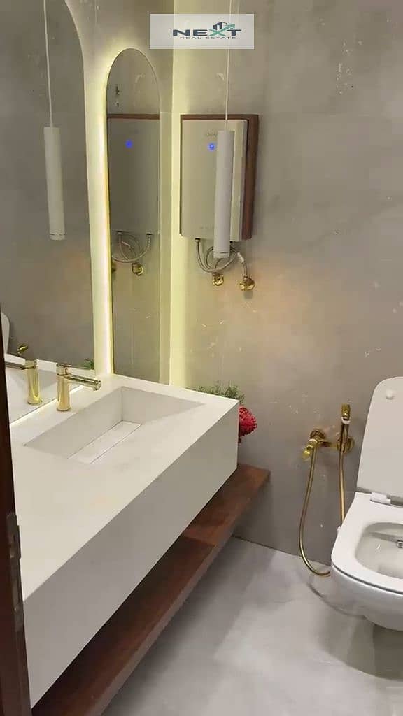 5 1001436379. jpg