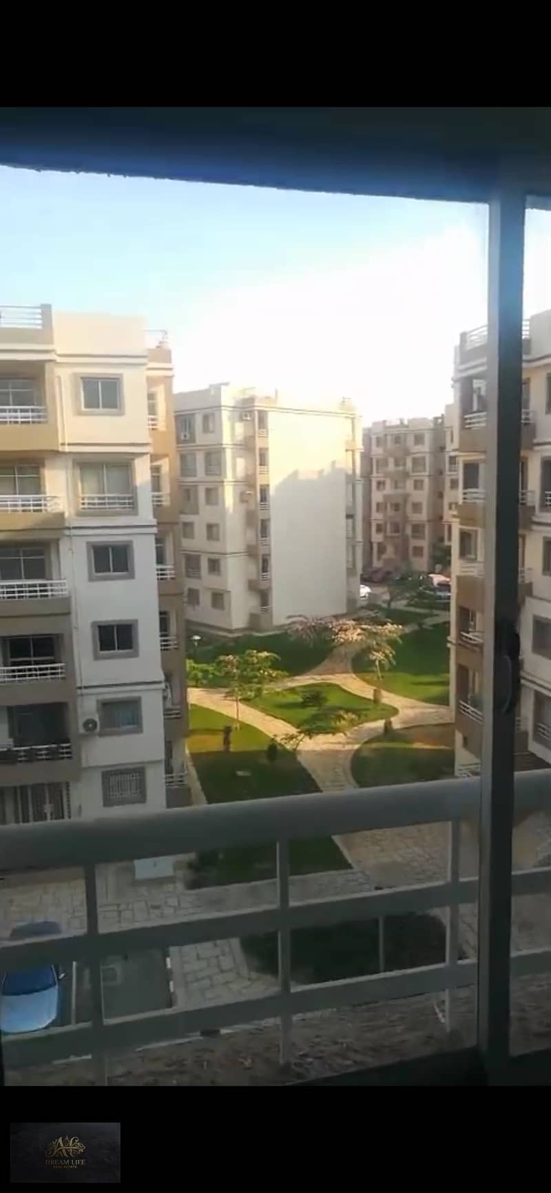 1000489366. jpg 1000489366. jpg