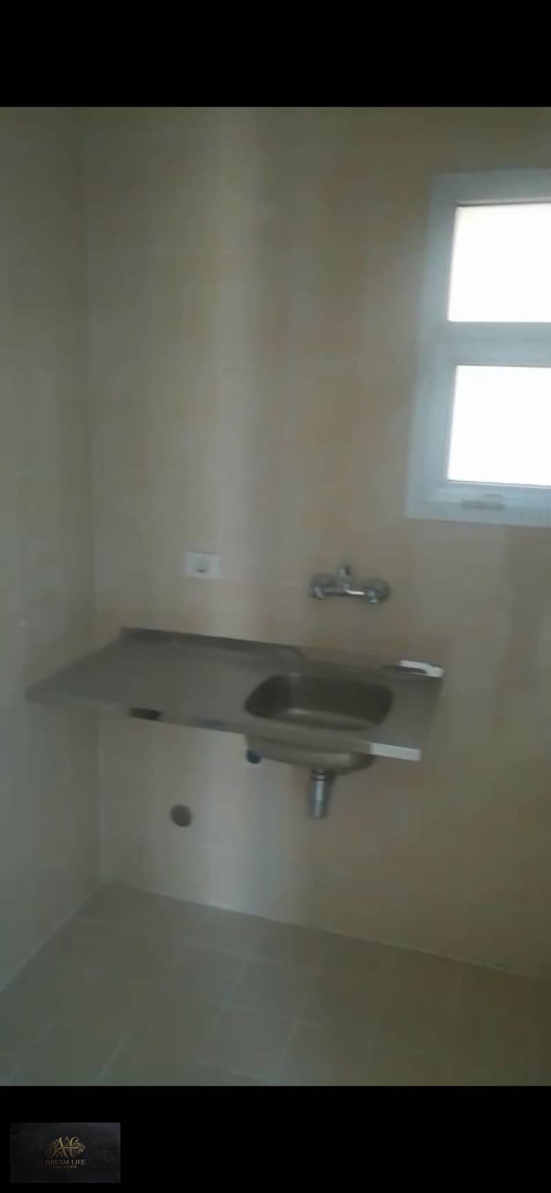 5 1000489356. jpg