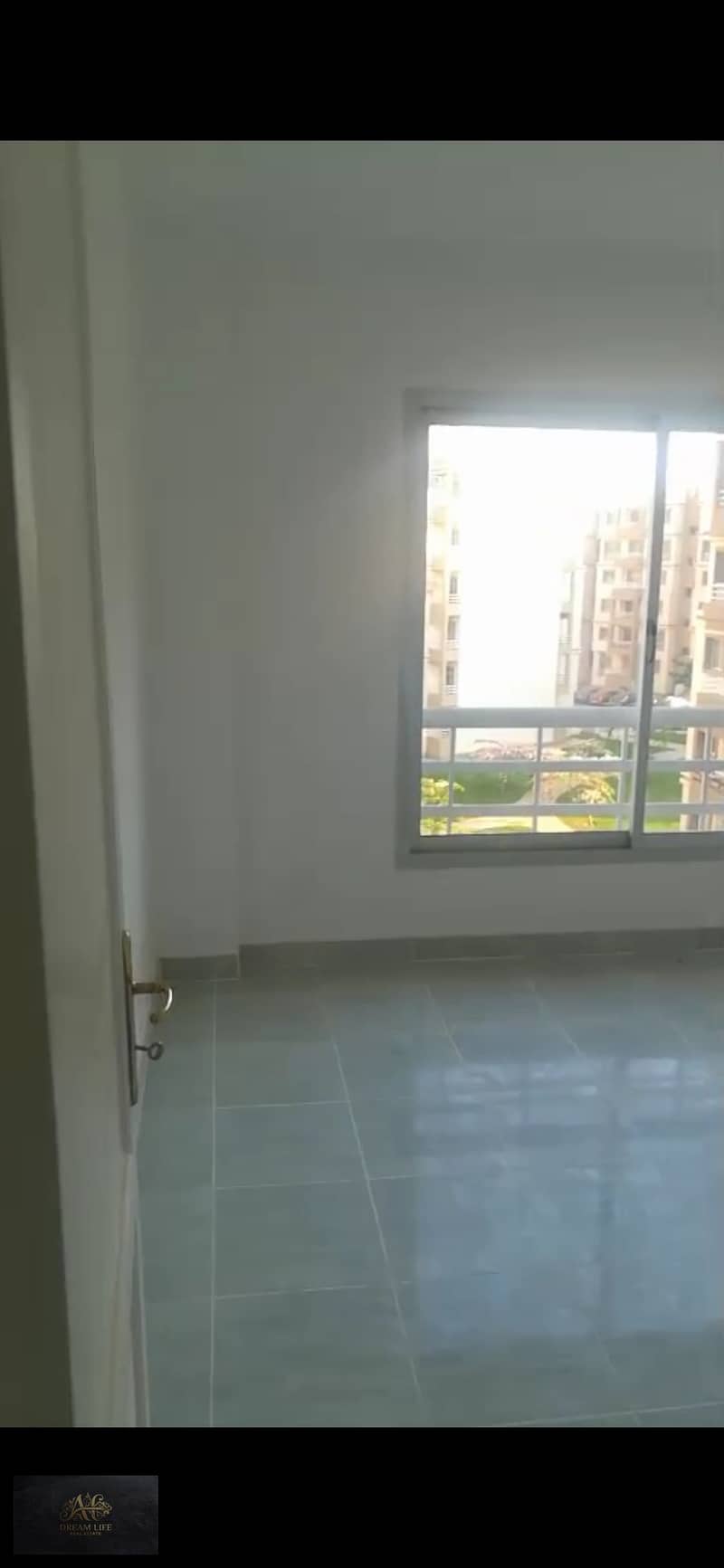 7 1000489364. jpg