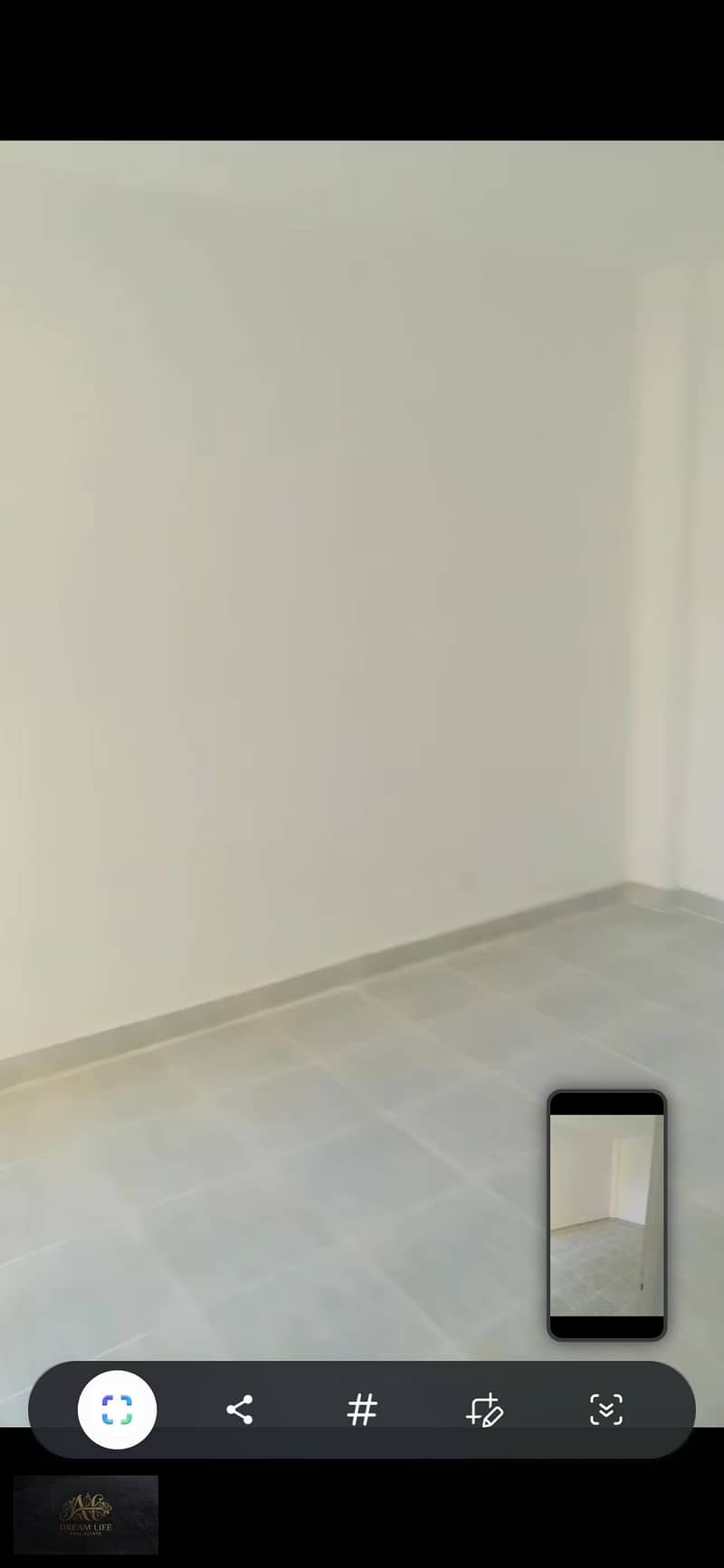 12 1000489370. jpg