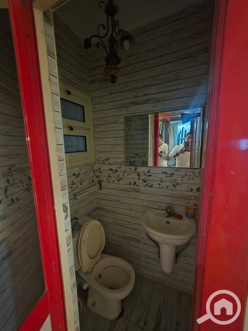 4 1000624756. jpg