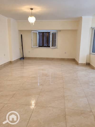 3 Bedroom Apartment for Sale in Mohandessin, Giza - FB_IMG_1793008340762. jpg 3 Bedroom Apartment for Sale in Mohandessin, Giza - FB_IMG_1793008340762. jpg