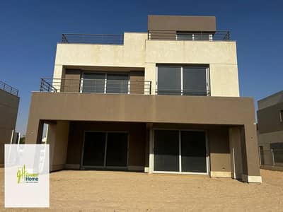 4 Bedroom Villa for Sale in New Cairo, Cairo - IMG-20260928-WA0193. jpg