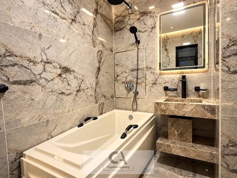 11 955baaff-15c3-407e-9a5b-a3269e63e49d. jpg