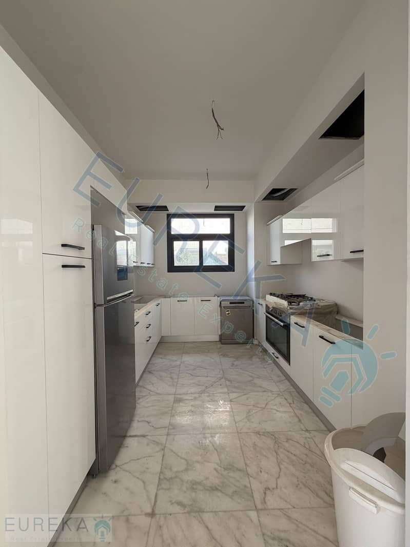 4 تصميم بدون عنوان - 1. png