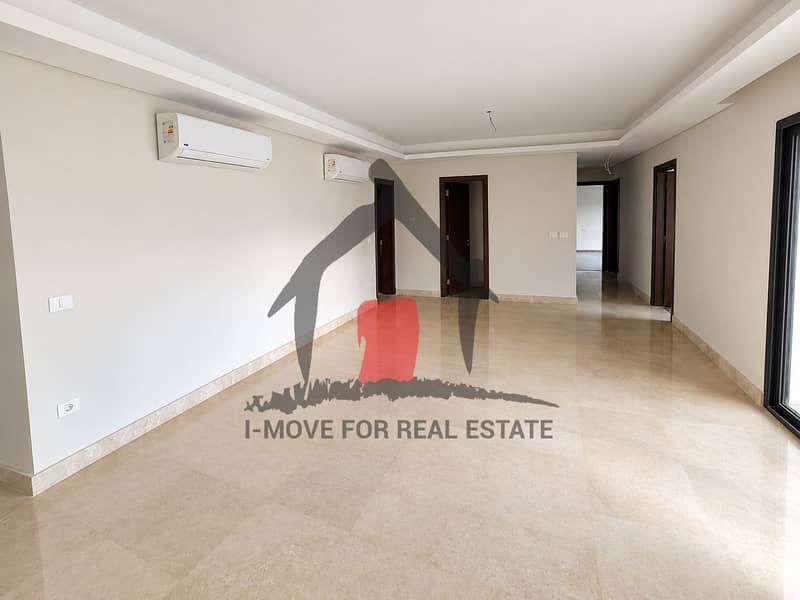 3 Bright Empty Modern Apartment. png