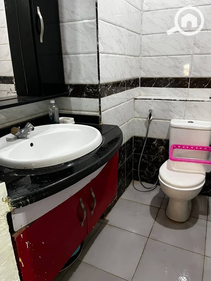 22 1000549628. jpg