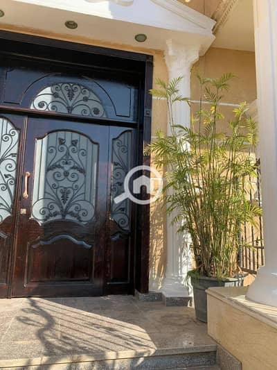 4 Bedroom Duplex for Rent in New Cairo, Cairo - 861974254_1852402415940476_4495224221205356104_n. jpg 4 Bedroom Duplex for Rent in New Cairo, Cairo - 861974254_1852402415940476_4495224221205356104_n. jpg
