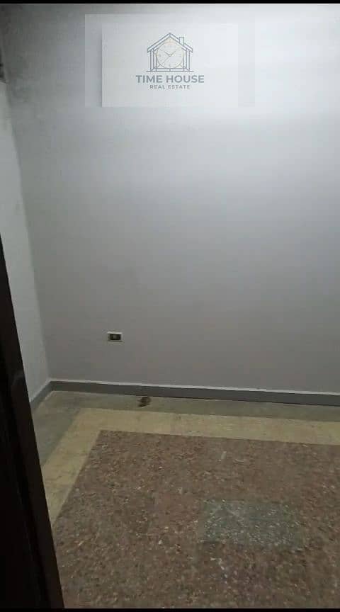 29 69906. jpg