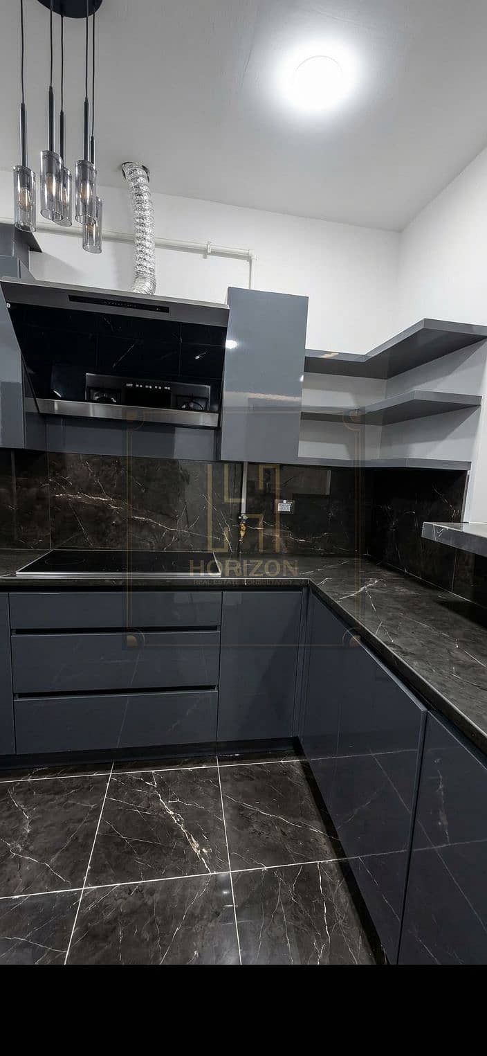 5 Gemini_Generated_Image_eqefabeqefabeqef. jpg