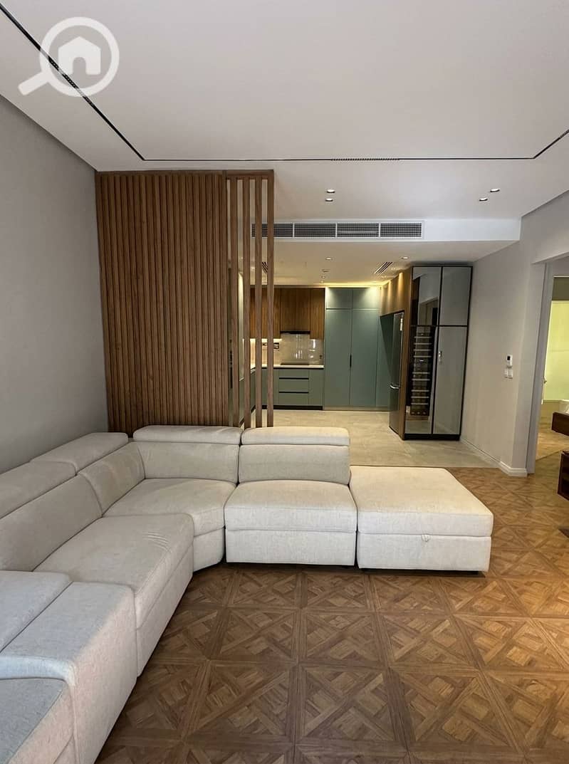2 image_8c4363ce. jpg
