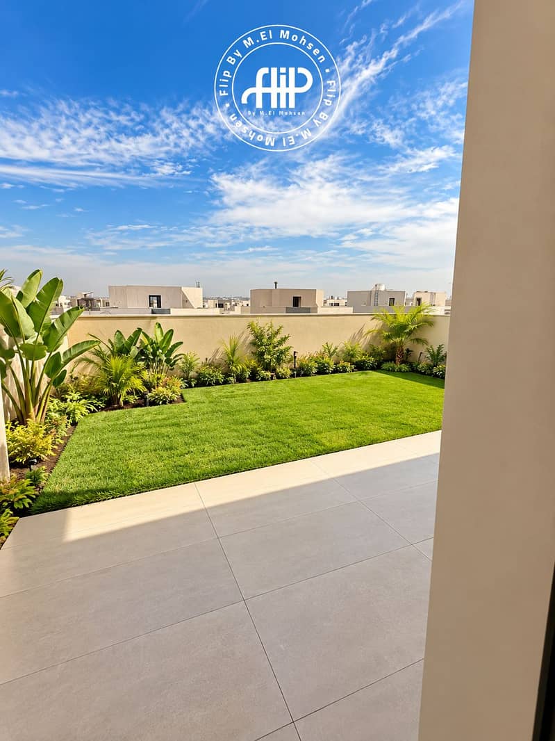 3 Modern Sunlit Terrace Garden. png