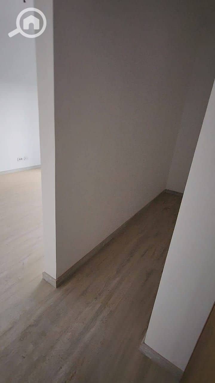 2 1000663362. jpg
