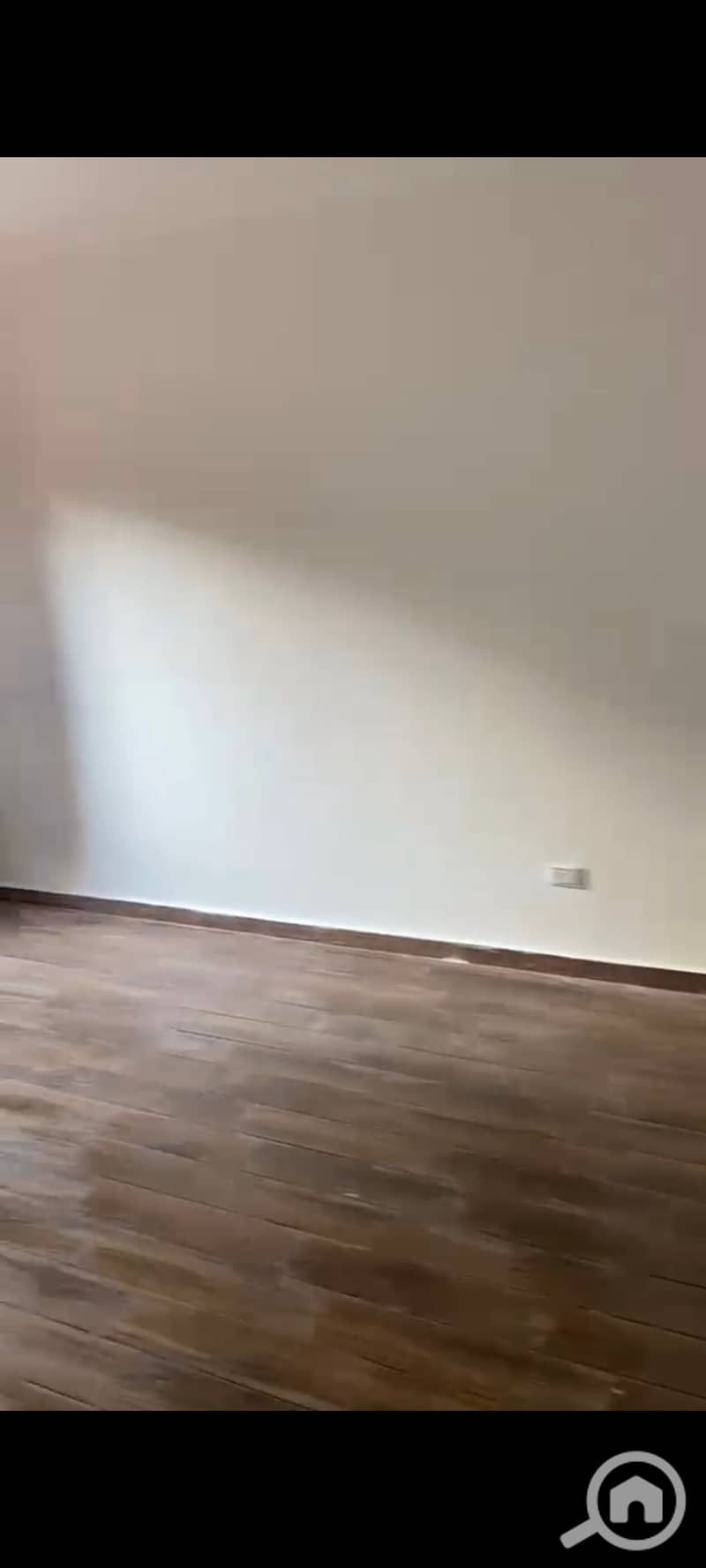 5 1000457711. jpg