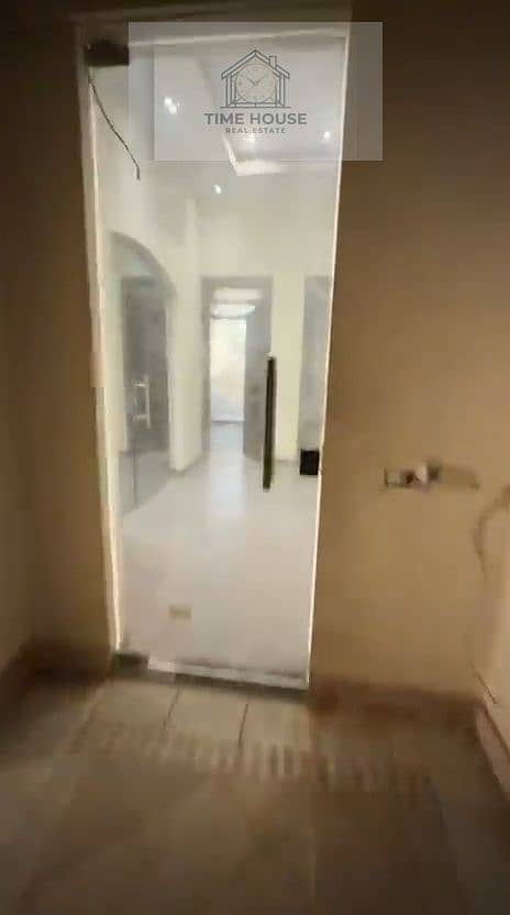 41 70112. jpg