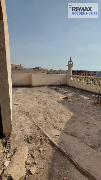 سطج 3 غرف نوم للبيع في مدينة الشروق، القاهرة - 5ba0032d-5c5c-4d22-9c05-151a878d2b97. jpg