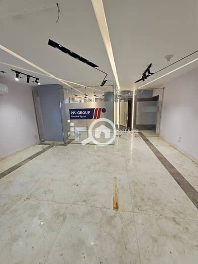 مکتب  للايجار في القطامية، القاهرة - Image02. jpg