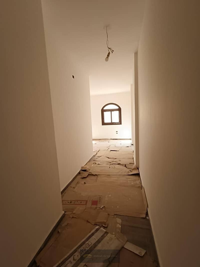 6 ef9b3960-9310-433f-bf3e-eb8060ea5d7d. jpg