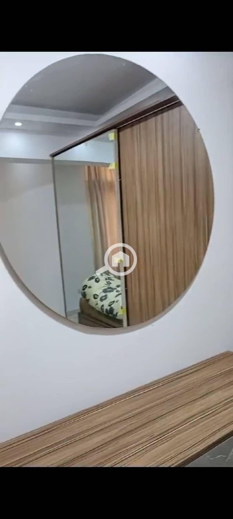 9 1000836671. jpg