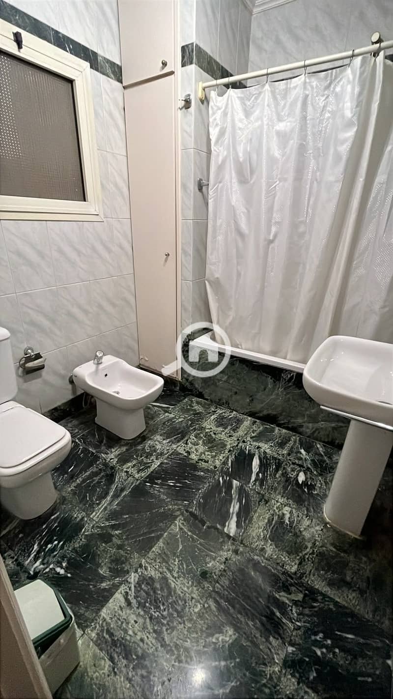 6 1000836689. jpg